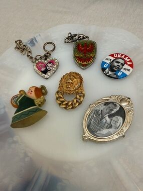 Mixed Vintage Pin & Brooch Lot - Gold Lion, Angel, Photo Frame, Political Button